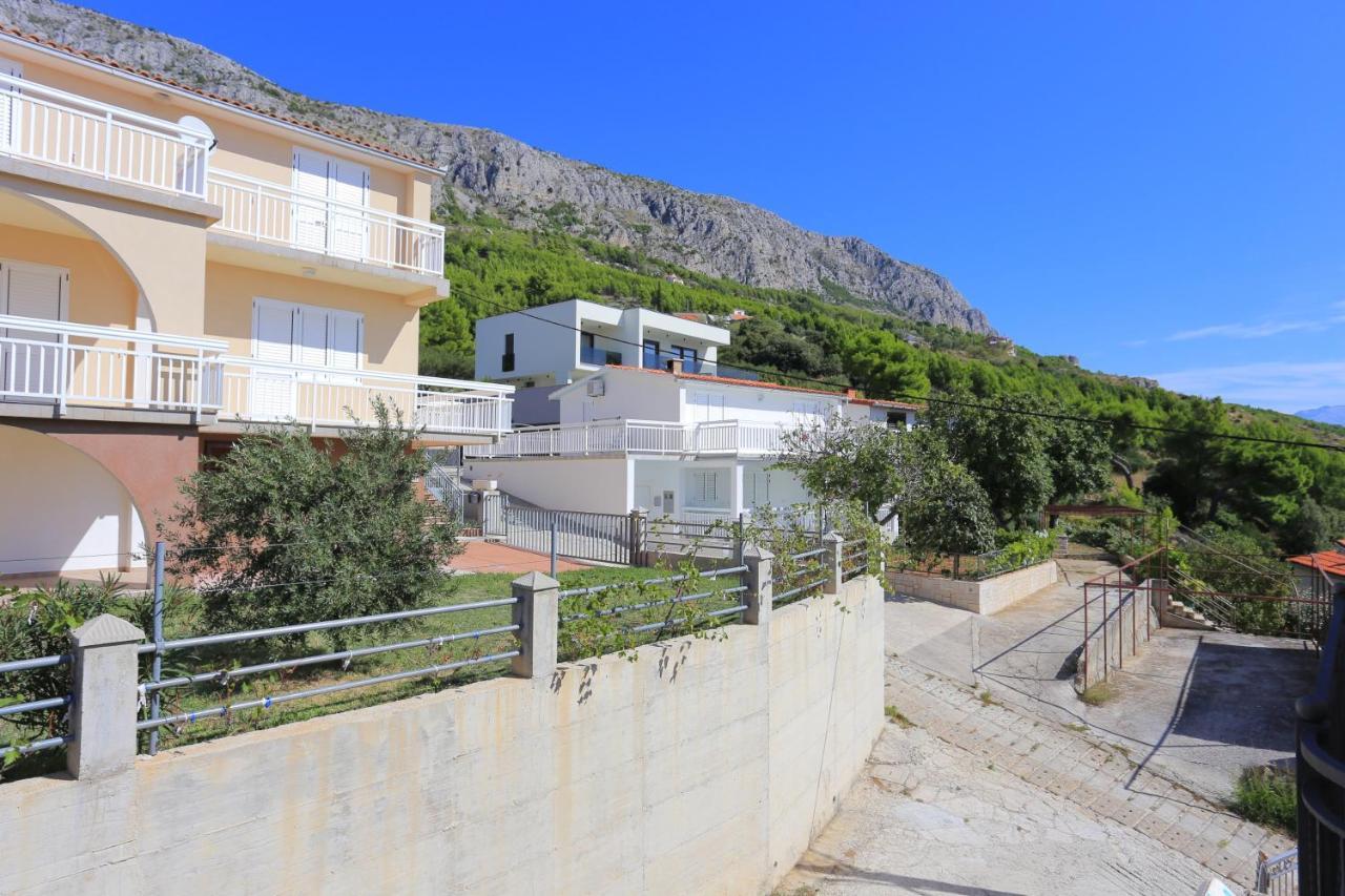 Apartments With A Parking Space Stanici, Omis - 17894 Dış mekan fotoğraf